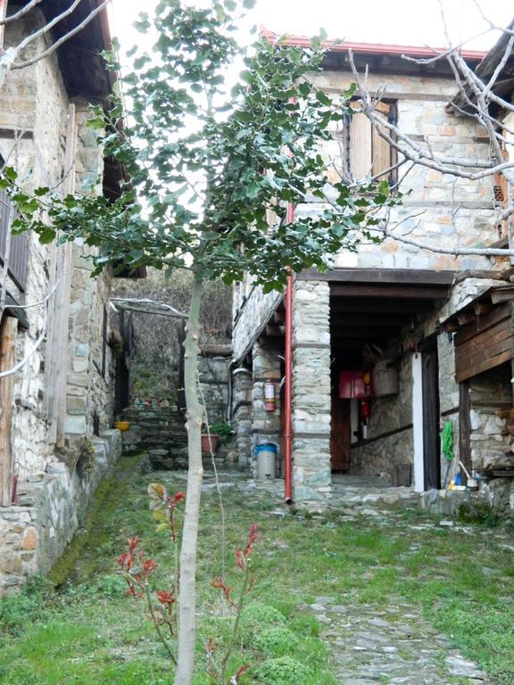 Guesthouse Klearchos Palaios Panteleimonas Exterior photo