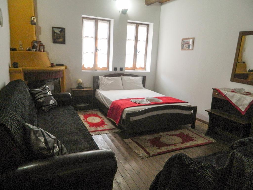 Guesthouse Klearchos Palaios Panteleimonas Exterior photo