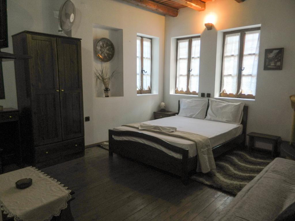 Guesthouse Klearchos Palaios Panteleimonas Exterior photo