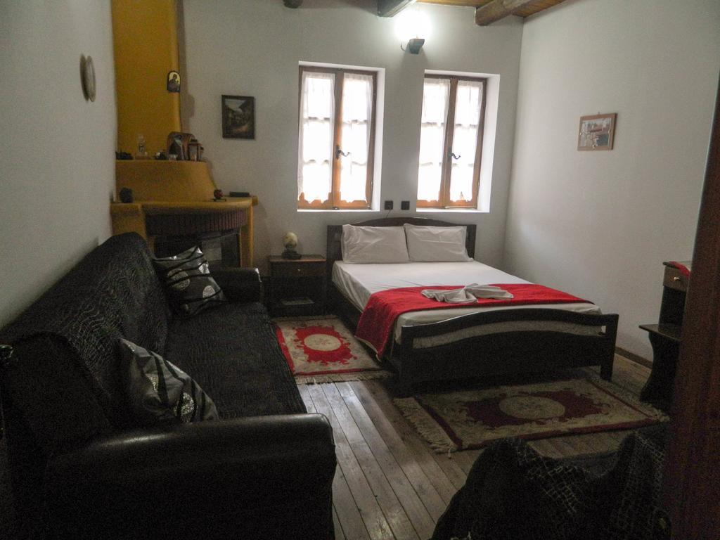 Guesthouse Klearchos Palaios Panteleimonas Exterior photo