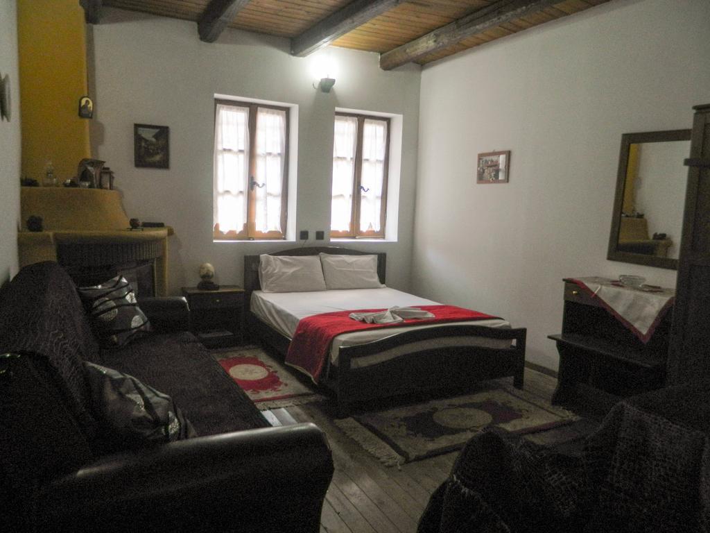 Guesthouse Klearchos Palaios Panteleimonas Exterior photo